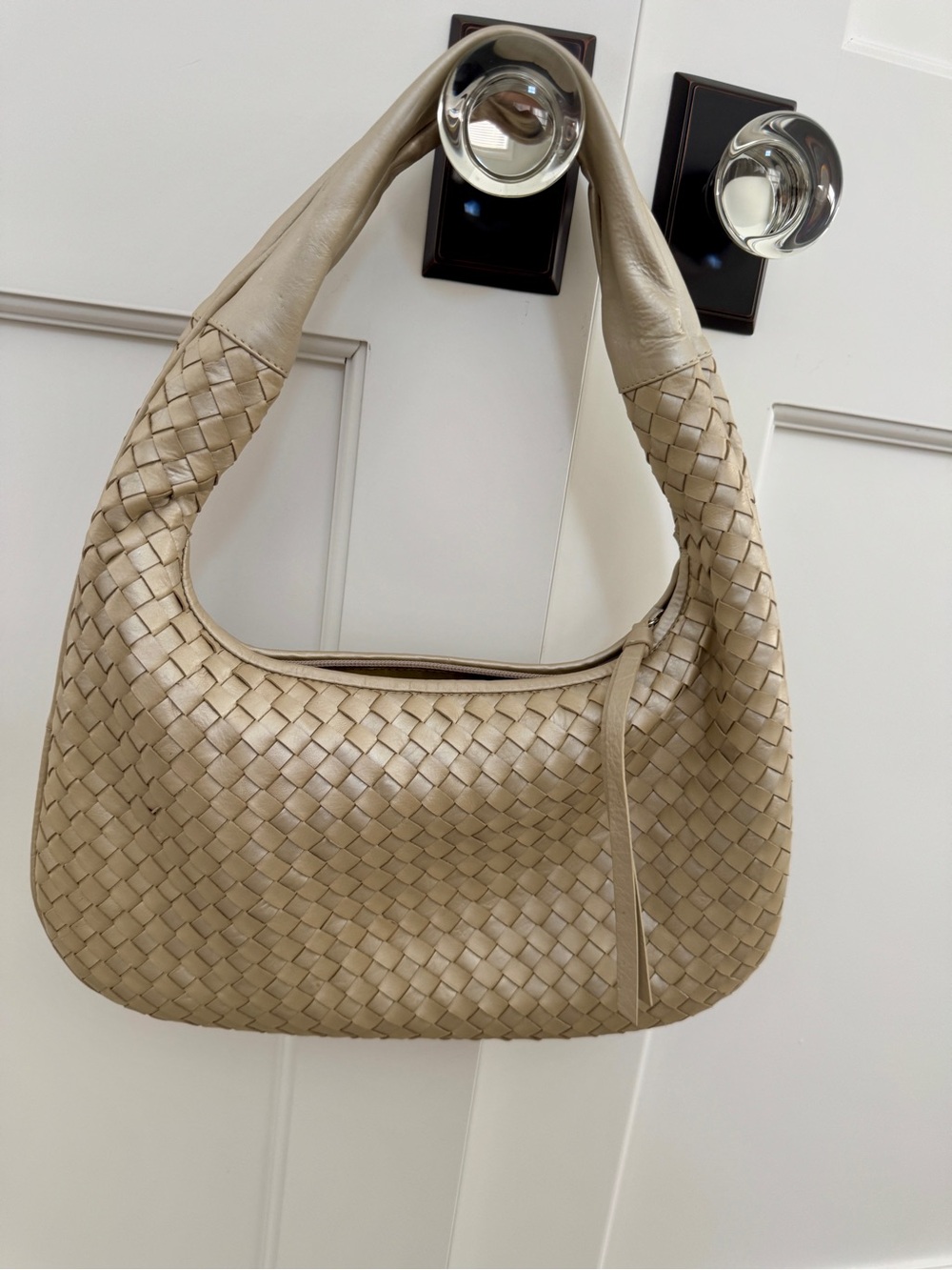 iLi New York Gold Platinum Woven Leather Hobo shoulder Bag